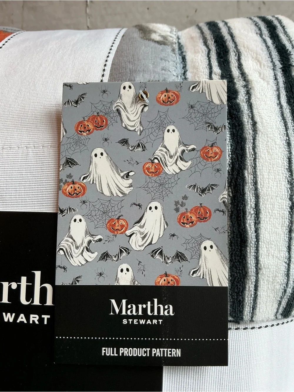 MARTHA STEWART Queen Size 90” x 90” Ghost Halloween Blanket